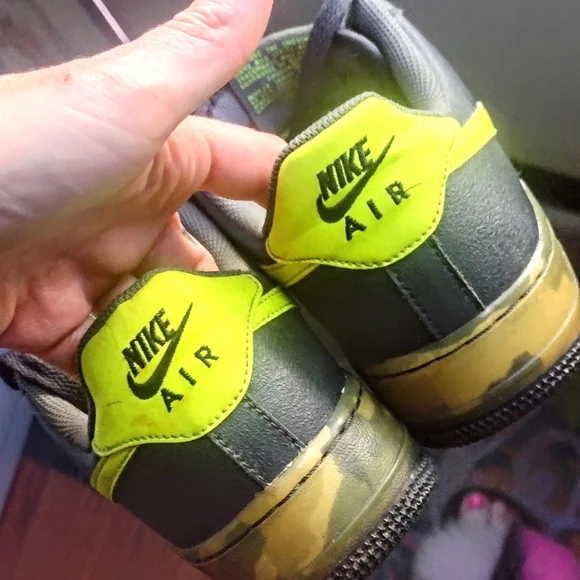 Nike Air Force (Boys)